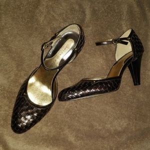 Antonio Melani Brown Weave Ankle Strap Pump 6.5